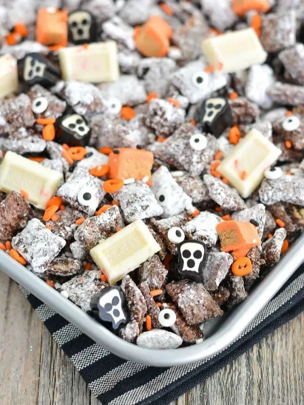 Halloween Muddy Buddies