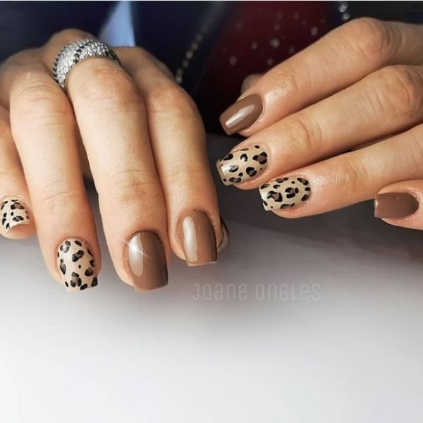 Leopard Short Acrylic Nails