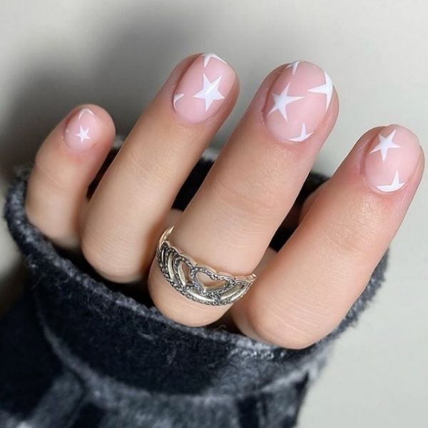 White Star Short Acrylic Nails