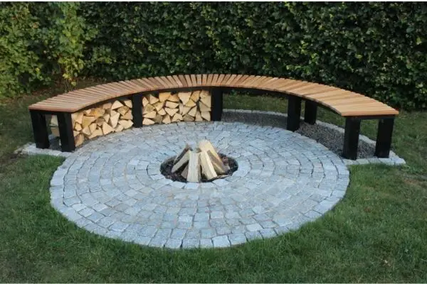 DIY Garden Fireplace Fire Pit