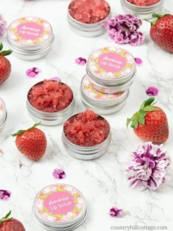 DIY Strawberry Lip Scrub