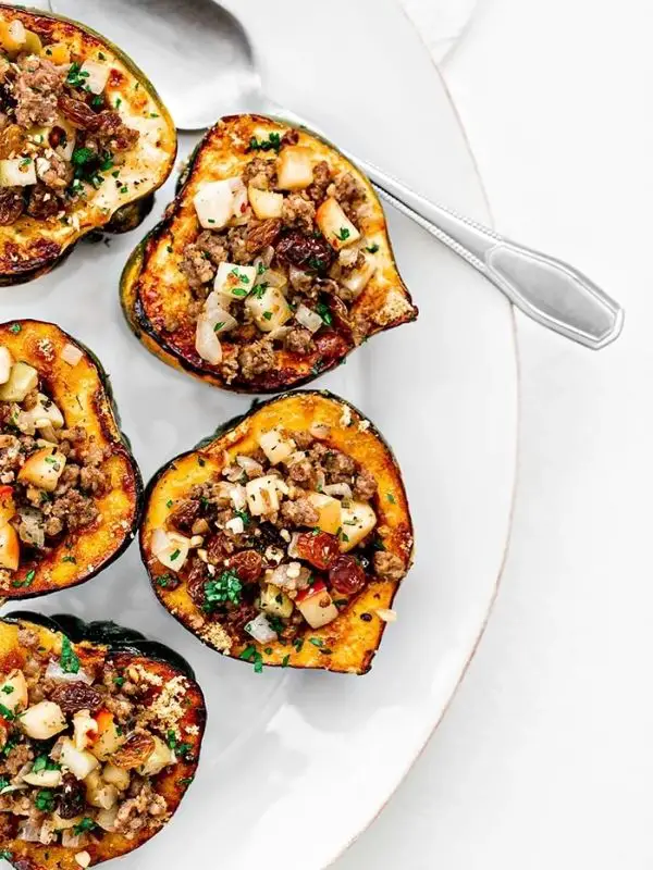 Apple Stuffed Acorn Squash