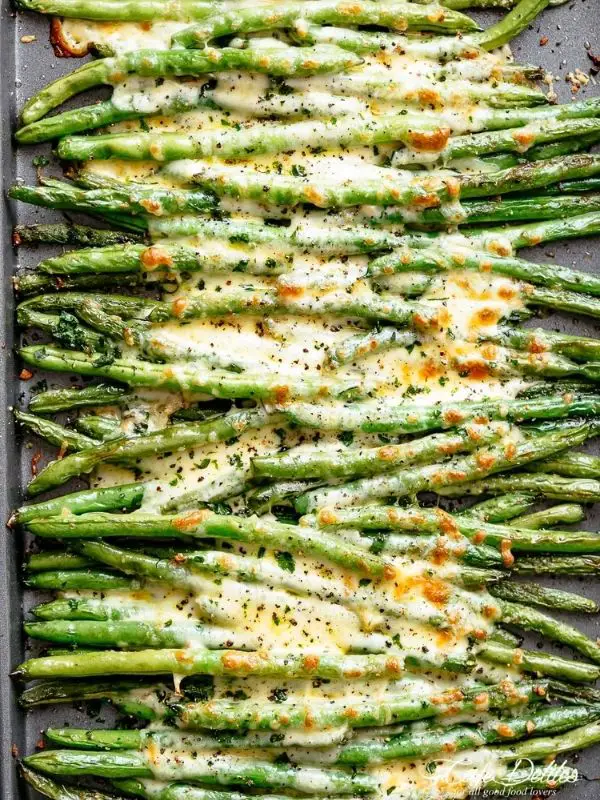 Cheesy Roasted Green Beans