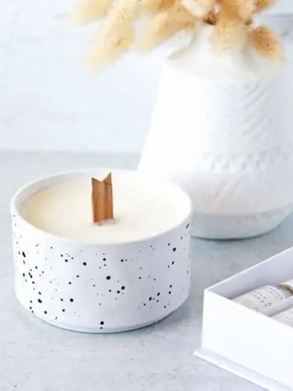 DIY Creamy Vanilla Candles