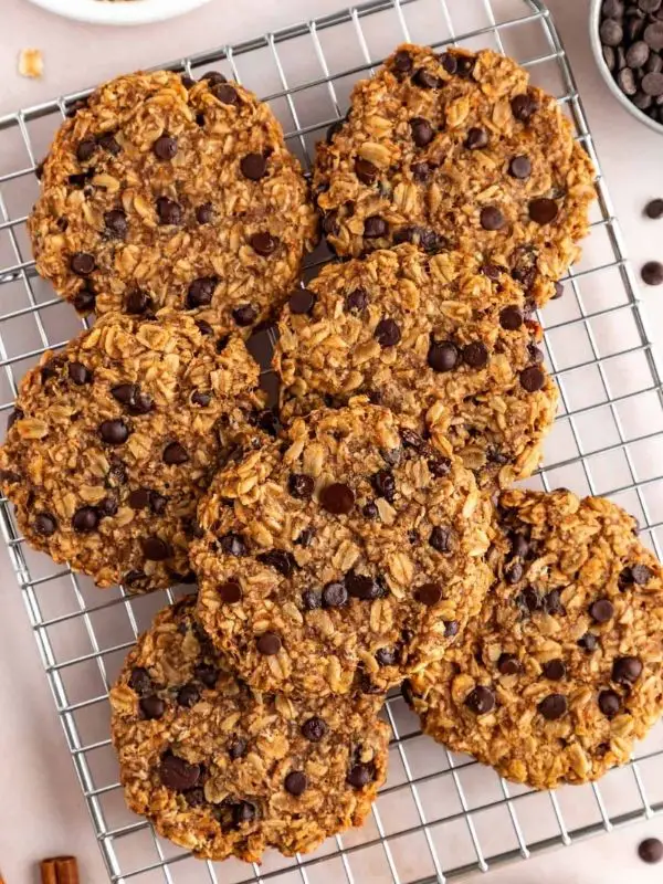 Peanut Butter Banana Oatmeal Cookies