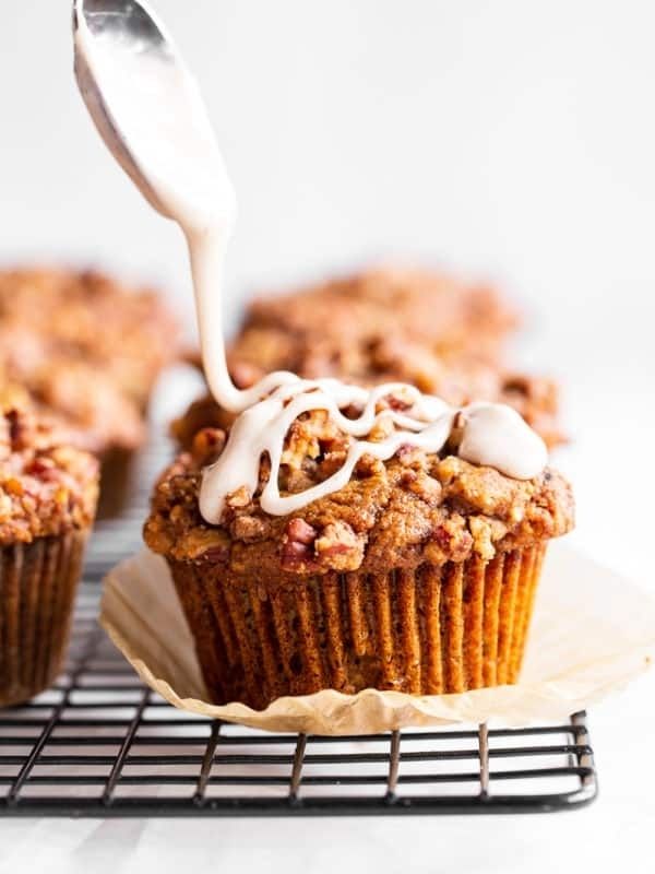 Carrot Cake Muffins with Crumb Topping