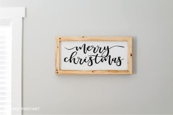DIY Changeable Wood Frame Sign