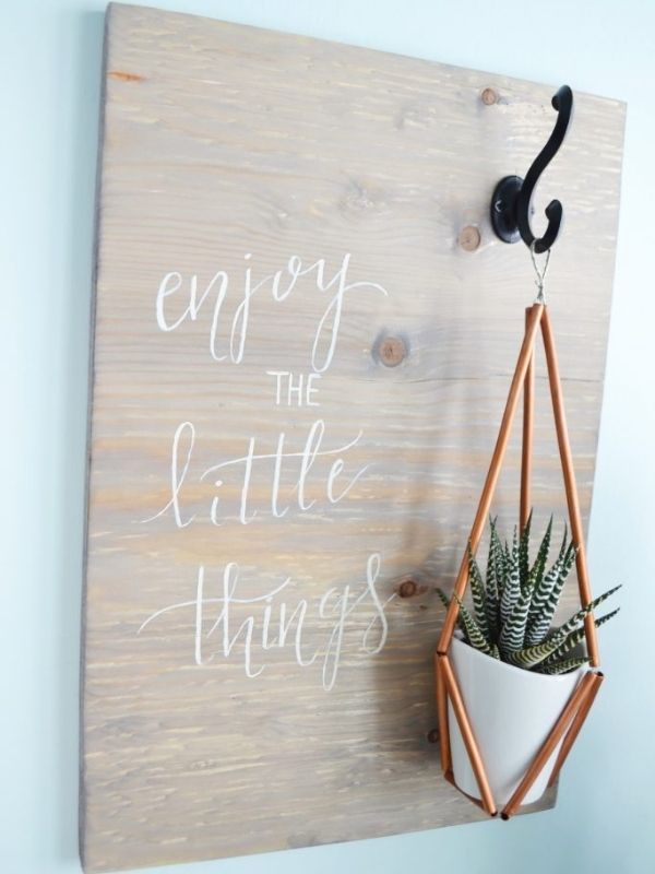 DIY Weathered Wood Stain Sign