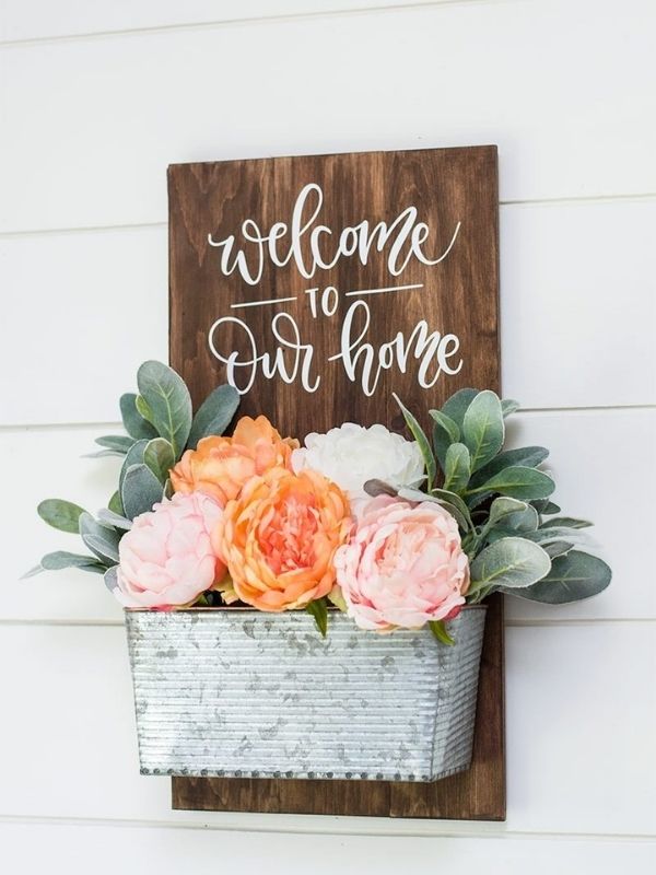 DIY Welcome Sign & Planter