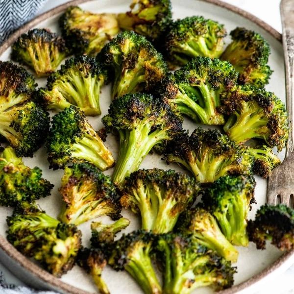 Oven Roasted Broccoli (Baked Broccoli)