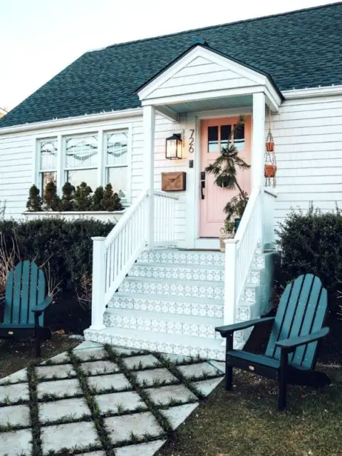 15 Stylish Front Porch Railing Ideas for Your Home - Porculine