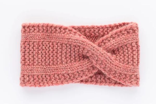 21 Creative Free Crochet Winter Headband Patterns You Will Love - Porculine