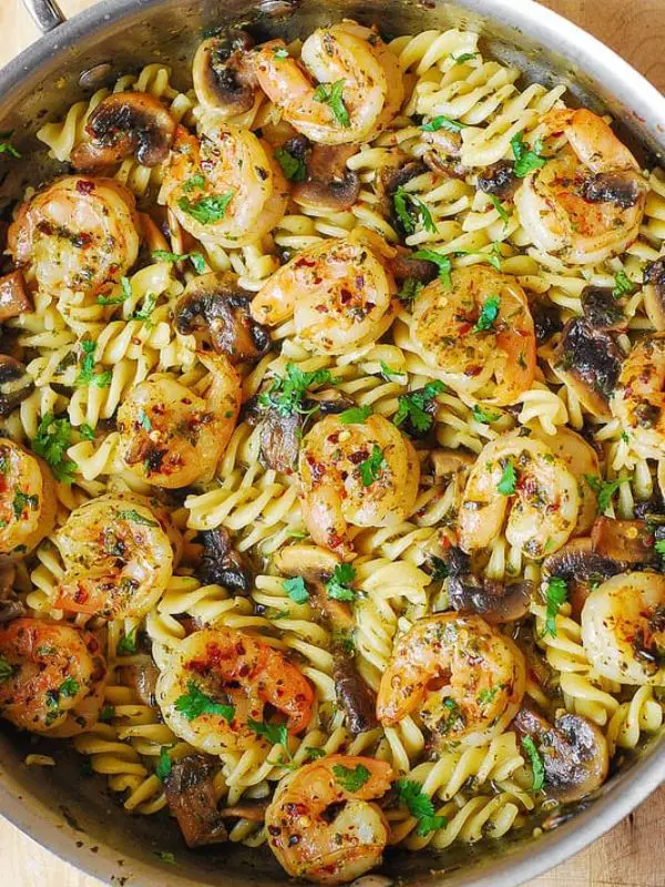 Pesto Shrimp Mushroom Pasta