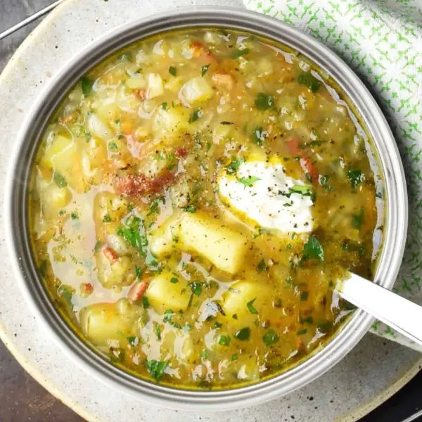 Polish Potato Soup (Kartoflanka)